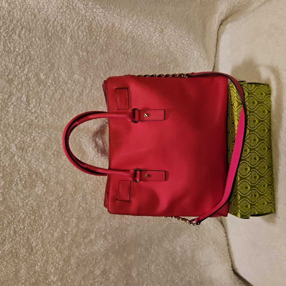 Michael Kors Large Hamilton Tote Electric Pink W/ Goldtone Hardware BOGO HALF - Picture 4 of 6